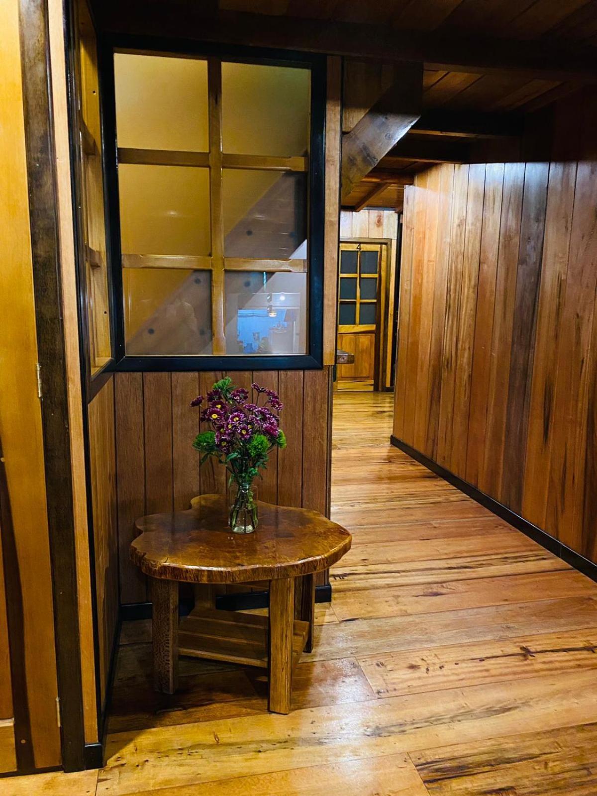 Guayabo Hostal 민도 외부 사진