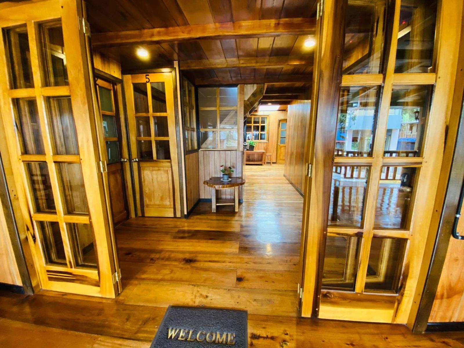 Guayabo Hostal 민도 외부 사진