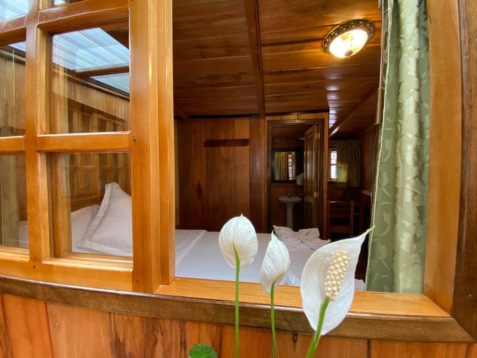 Guayabo Hostal 민도 외부 사진